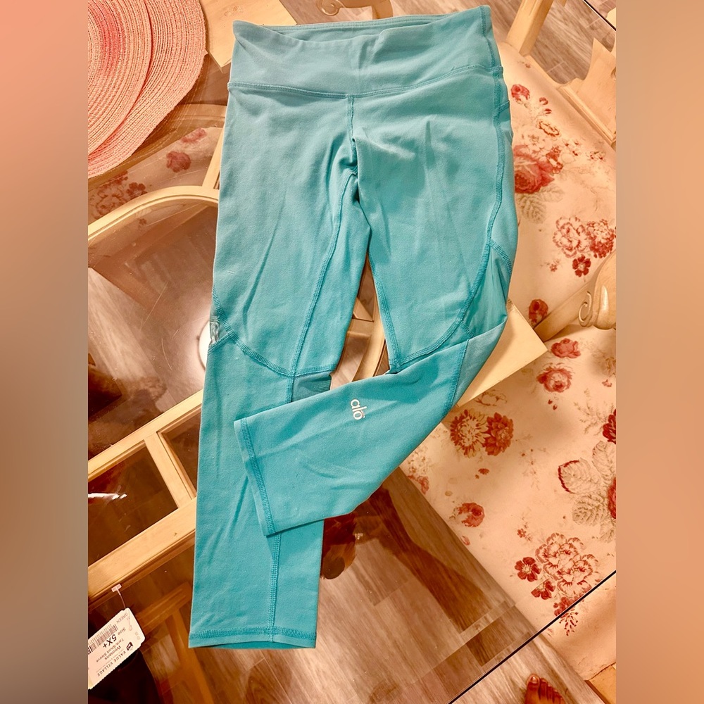 Alo Yoga leggings